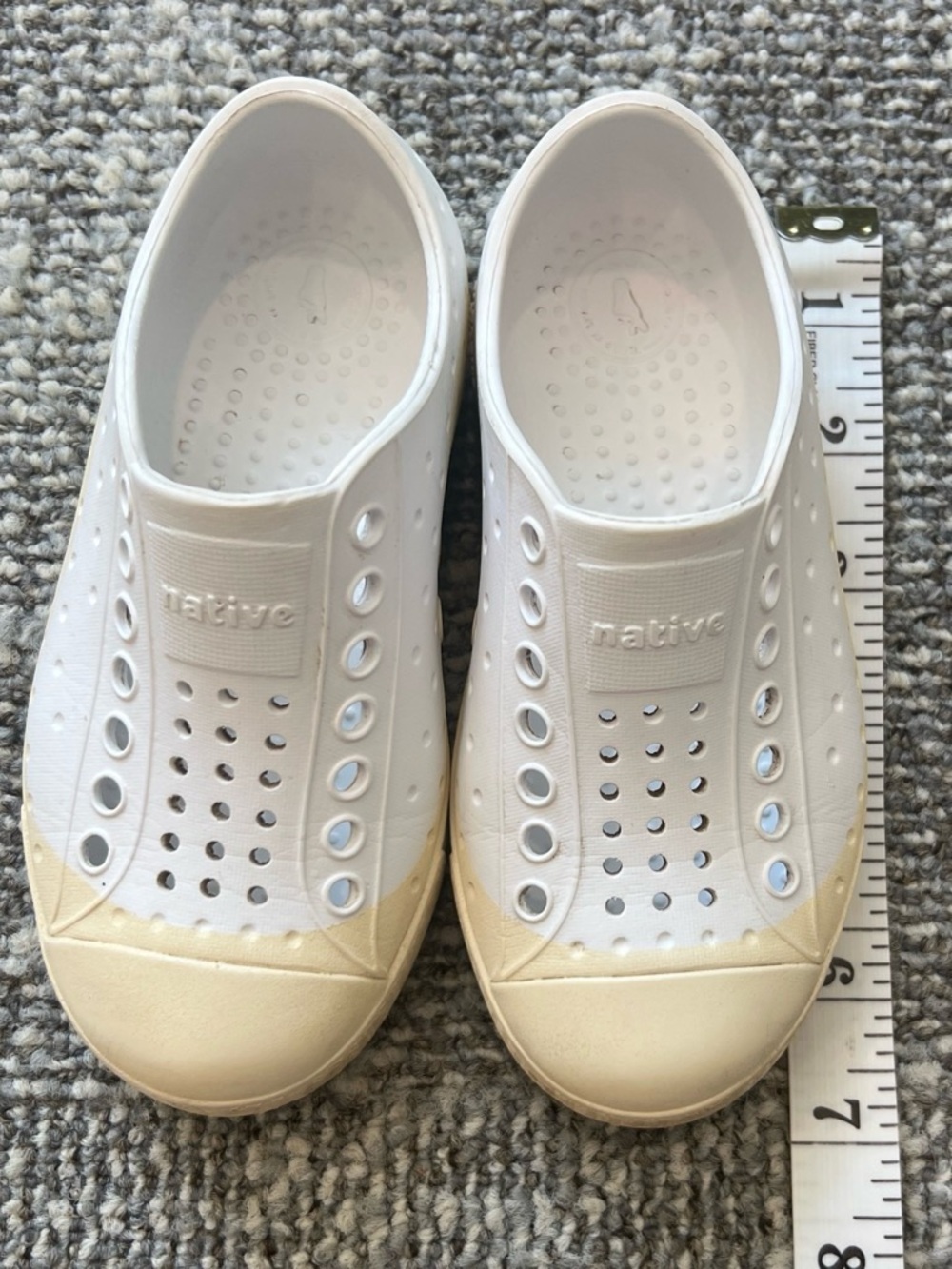 Native Kids Water Shoes in White and Cream - Picture 5 of 5